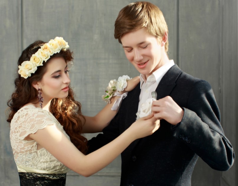 pinning a corsage